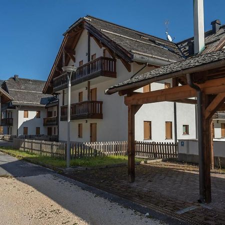 Golf View Apt With Parking And Mountain View! Lejlighed Tarvisio Eksteriør billede