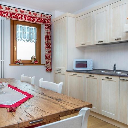Golf View Apt With Parking And Mountain View! Lejlighed Tarvisio Eksteriør billede