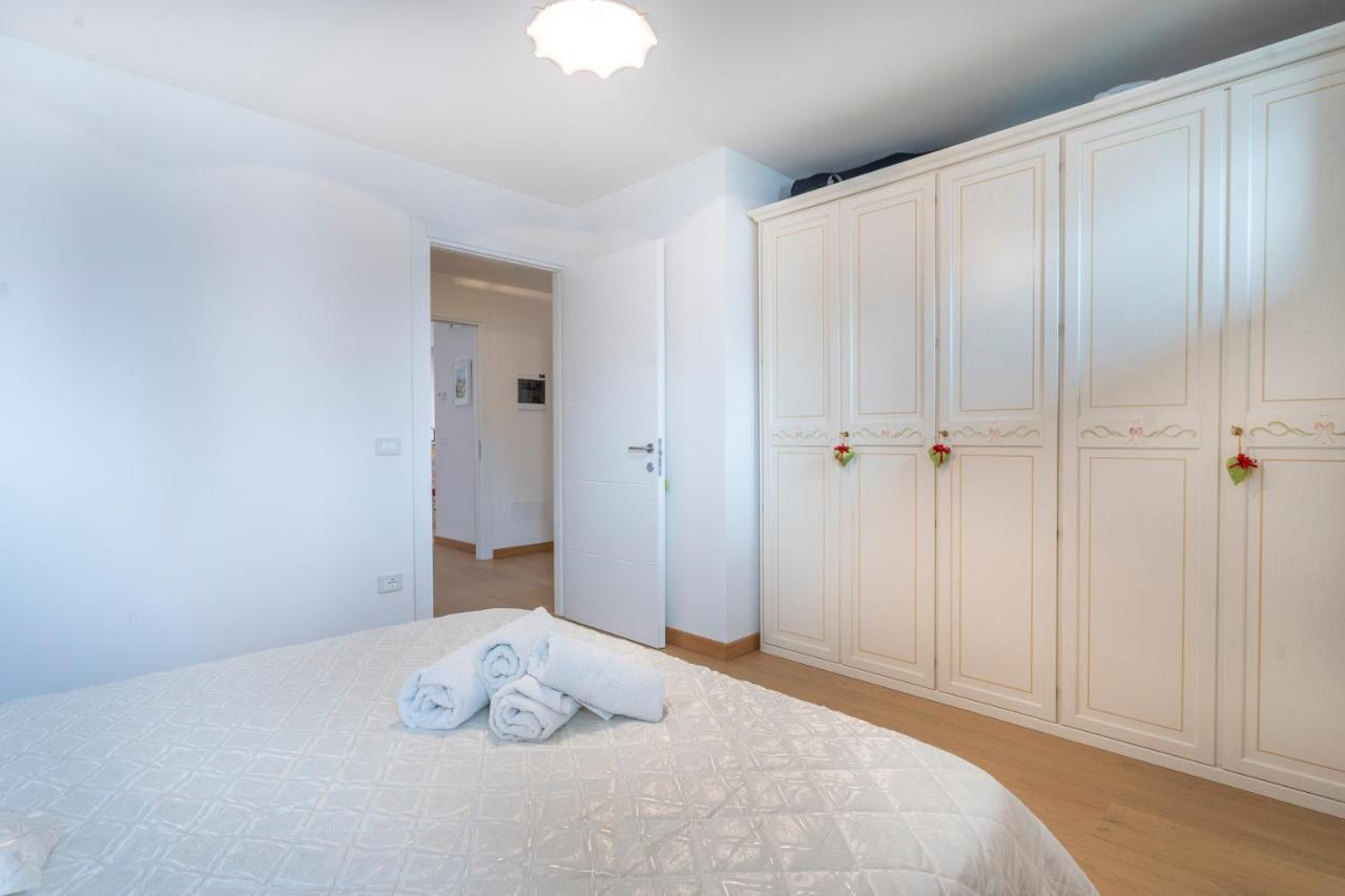 Golf View Apt With Parking And Mountain View! Lejlighed Tarvisio Eksteriør billede