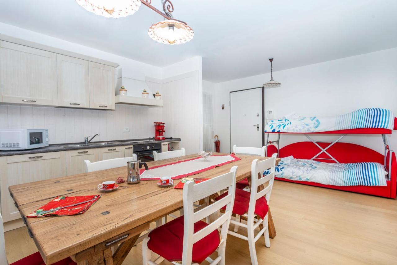 Golf View Apt With Parking And Mountain View! Lejlighed Tarvisio Eksteriør billede